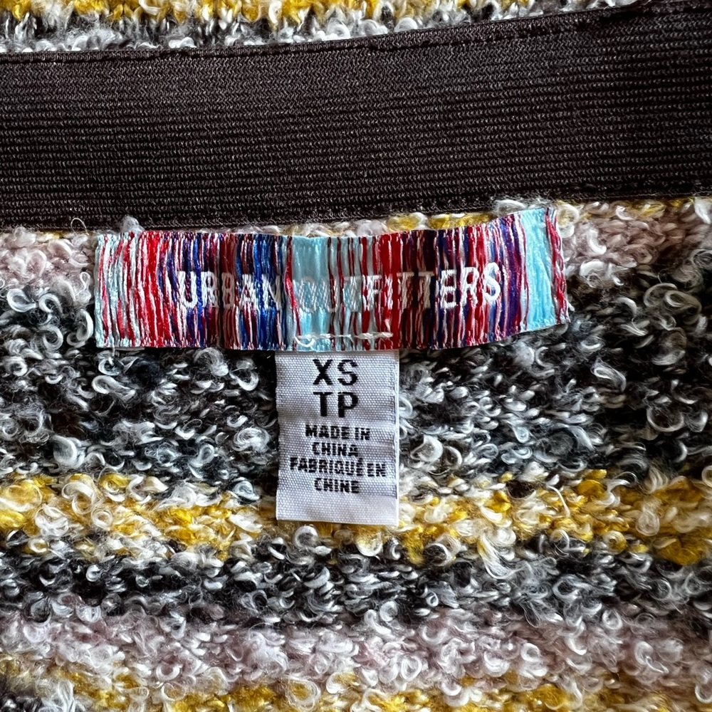 URBAN OUTFITTERS Aster Striped Fuzzy Knit Button Front Mini Skirt SZ XS Stretch - Picture 3 of 9